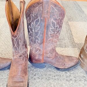 Women’s cowboy boots